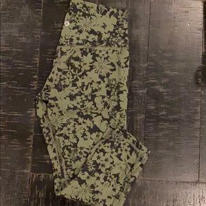 Lululemon, green and black floral crop pants